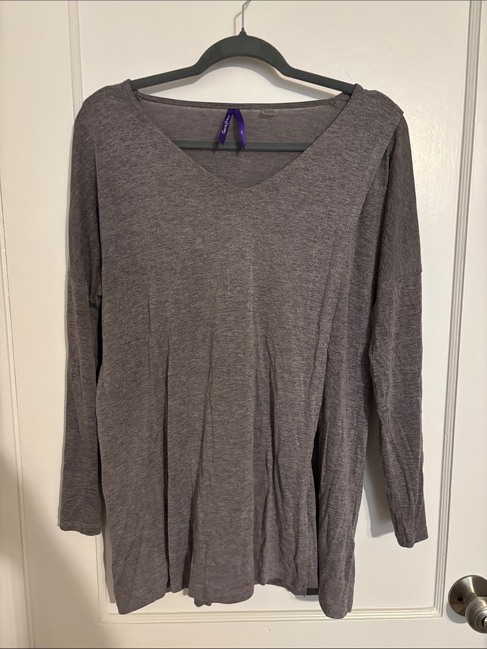 Relaxed V-Neck Long Sleeve Nursing Tee - Gray